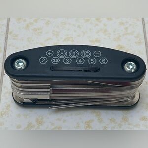 NEW - 15 in 1 Bicycle / Bike / Cycling Multitool